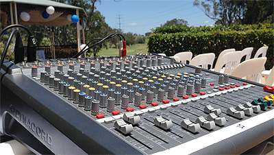 DJ MAGOO Outside PA Wedding Ceremony 4